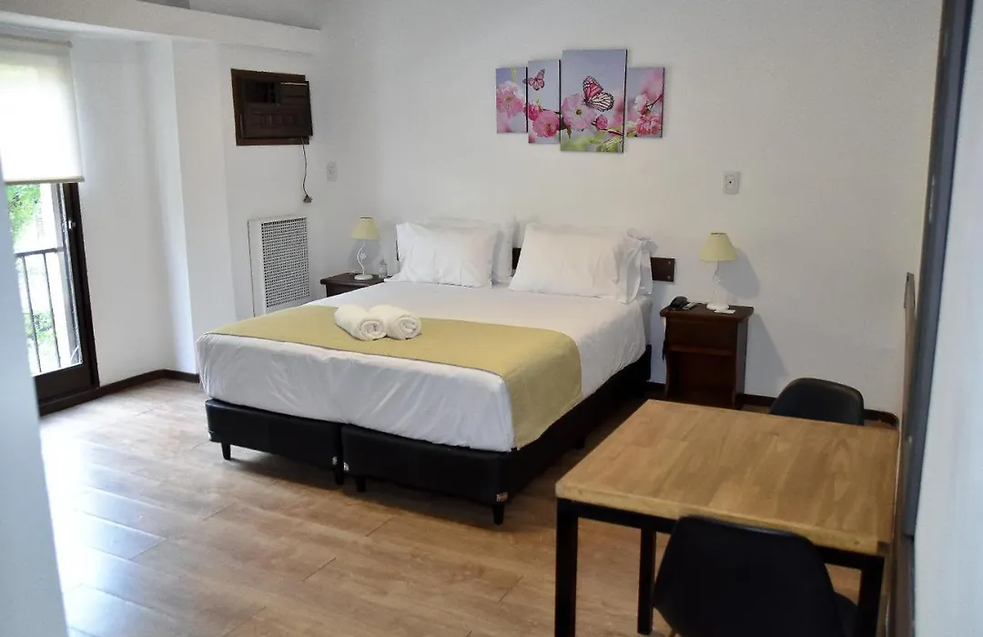 Emilia Hotel-1